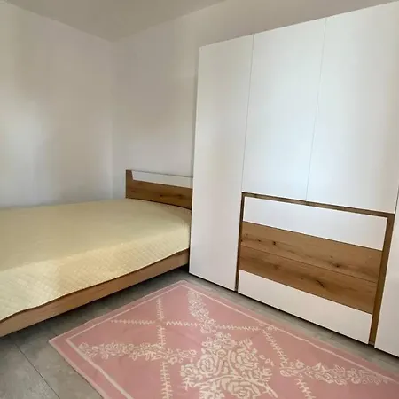 Lola Seaview Guest House. уютный домик в варне * Varna
